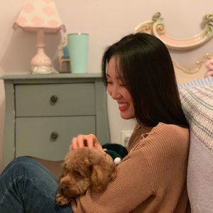 Meet your Posher, Lucy